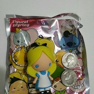 disney Alice 3d keychain