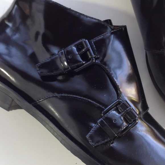 SOLD🌸NEW KENNETH COLE gentle souls patent boots 8 - Picture 3 of 4