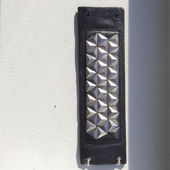 Eddie Borgo leather cuff