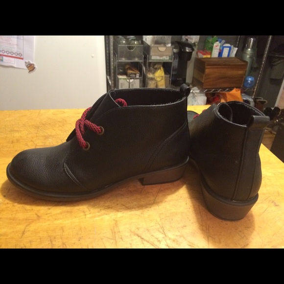 Dirty laundry booties