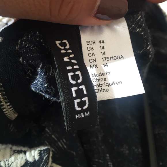 H&M dress - Picture 3 of 3