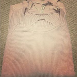Lululemon sweater size 8