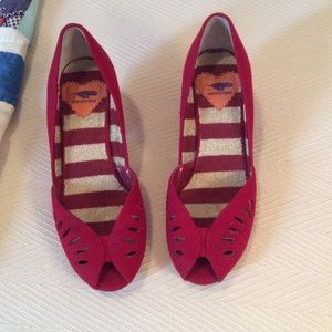 Rocket Dog Red Felt Peep-Toe Heels, Size 6.5