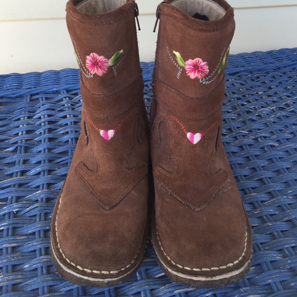 Beautiful Brown Suede boots