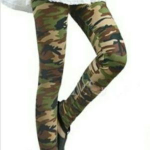 Camo leggings