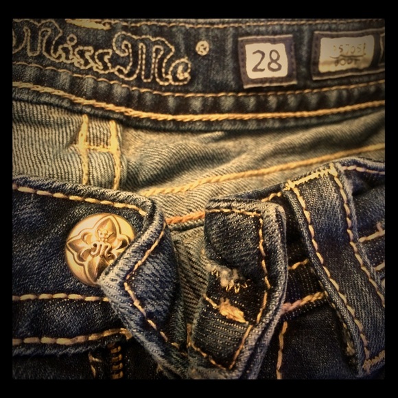 🎁Miss Me Jeans🎁 Holiday Sale!  Make Offer!