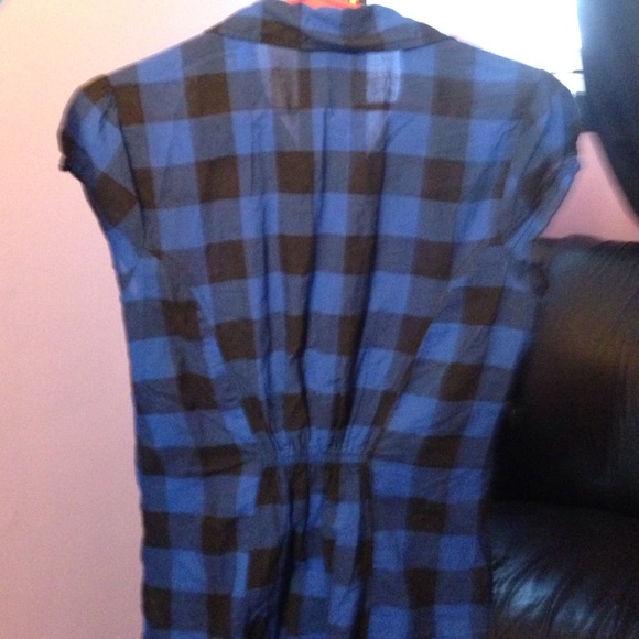 🐳Blue & Black Plaid Button-Up🐳 DONATED! - Picture 4 of 4