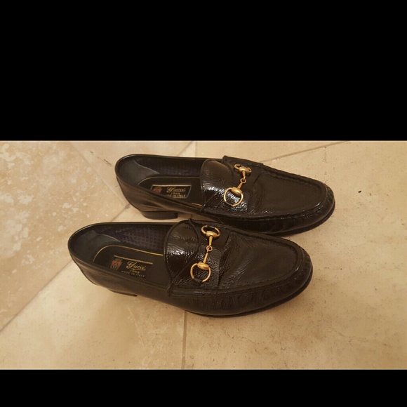 Blk Gucci loafers