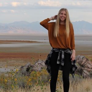Meet your posher, Maddy