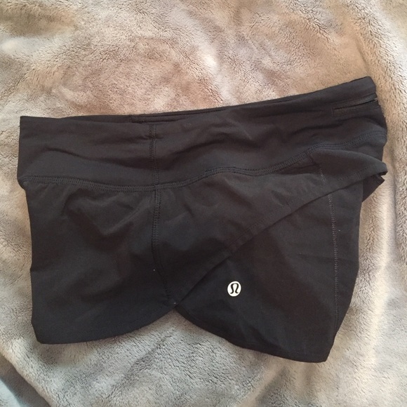 Lululemon run speed short size 2