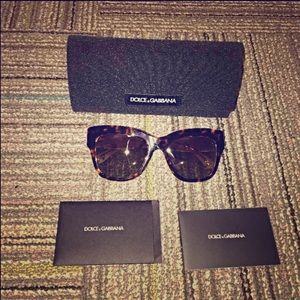 D&G polarized sunglasses