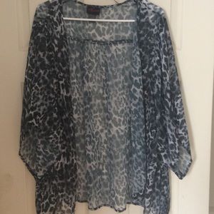 Plus size black/white snow leopard print cover up.