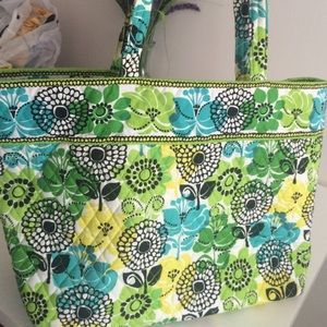 Vera Bradley Grand Tote