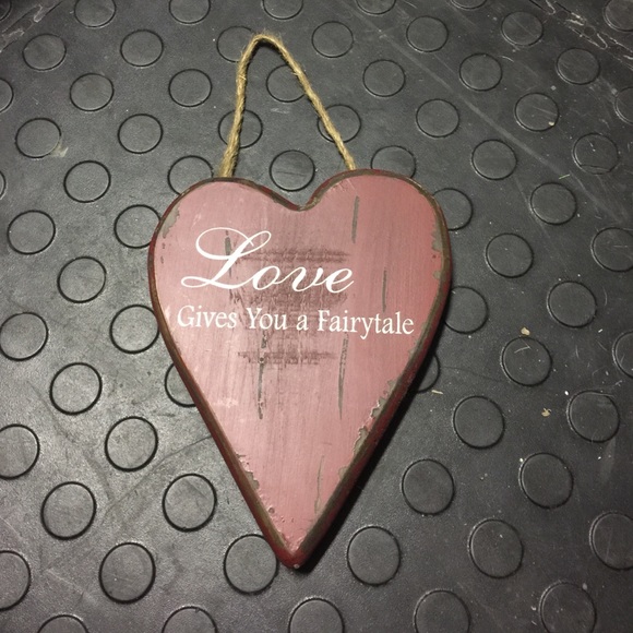 Sweet wooden heart decoration