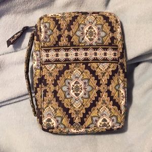 " Cambridge" Vera Bradley Zippered Book Cover