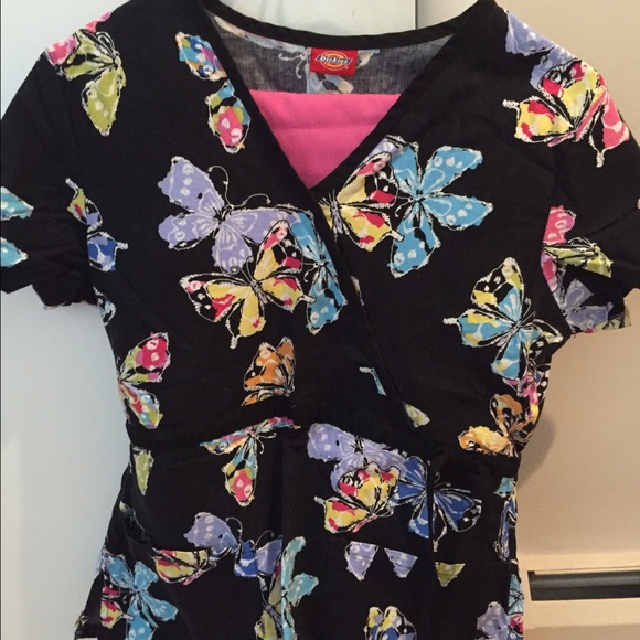 Scrub top and bottom