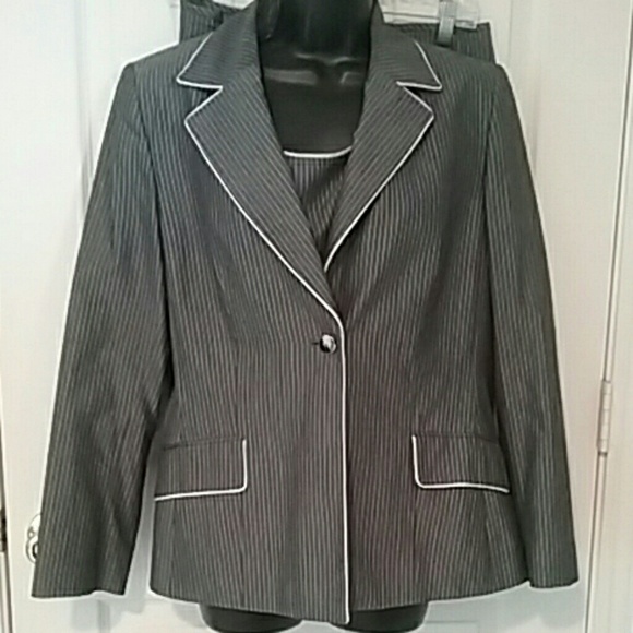 3-Piece Le Suit Skirt Set
