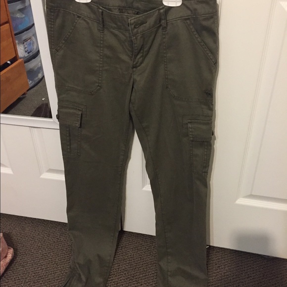Cute army green pants