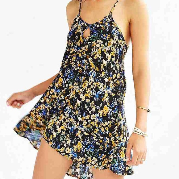 For Love and Lemons Dresses & Skirts - FOR LOVE & LEMONS x UO floral slip dress -XS