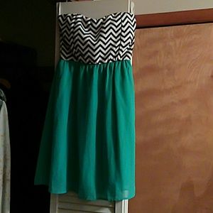Strapless dress