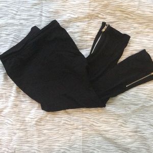 Plus size black Capri leggings
