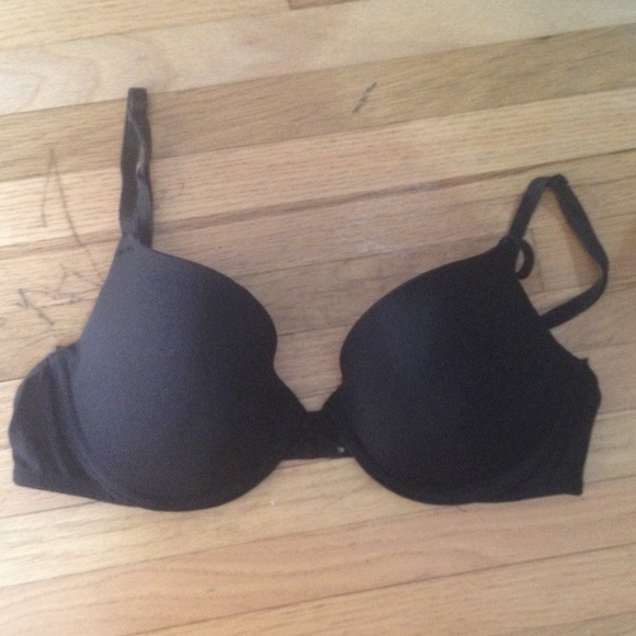 VS Pink 32C lightly lined bra
