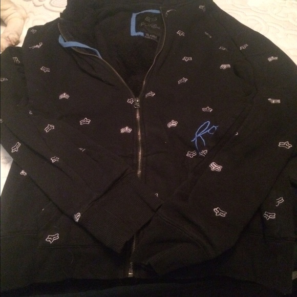 Fox sweatshirt🙎🏼💁🏼