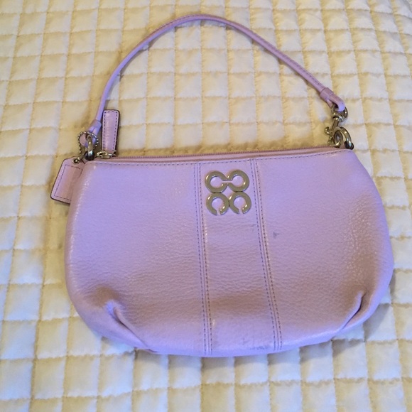 Coach Handbags - Authentic Lilac coach wristlet.