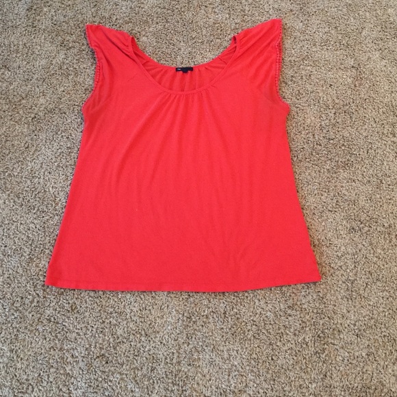 Gap coral short sleeve shirt
