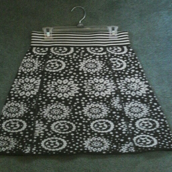 Skirt - Picture 1 of 1