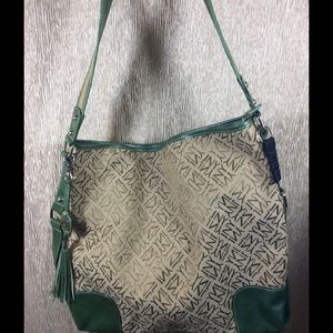 ✨Jones New York Large Handbag ~ Tan Logo / Green