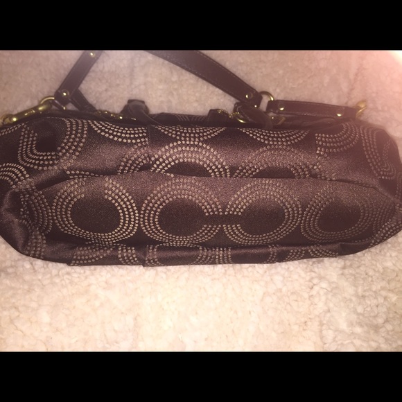 Coach Authentic - Picture 2 of 4