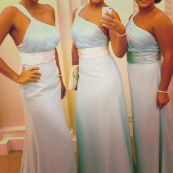 SALE! ✨One Shoulder Beautiful Bridesmaid Dress