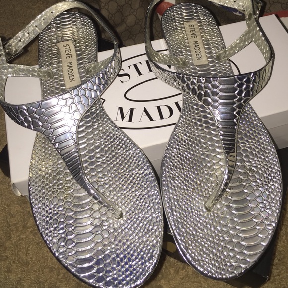 Silver jelly sandals