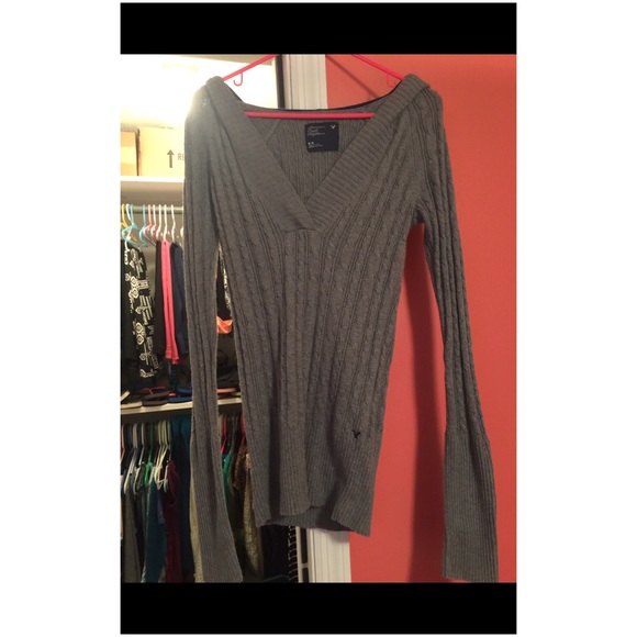 American eagle sweater!