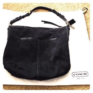 Like NEW Coach purse