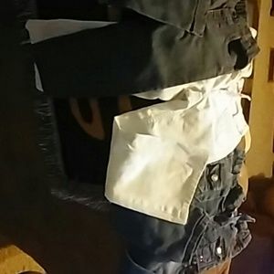 3 pair of toddler jeans sizes 3 and 4