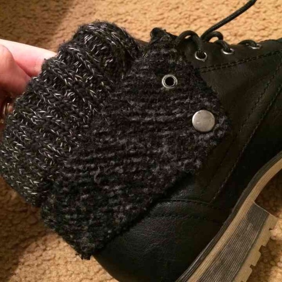 black ankle boots. - Picture 3 of 3