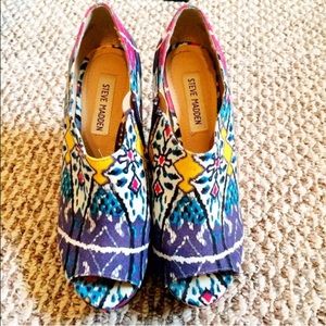 Steve Madden multicolored wedges. Like new