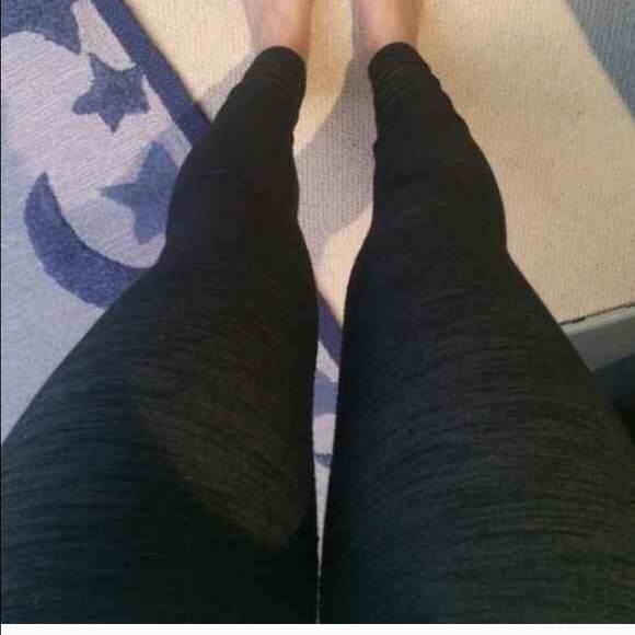 Wunder under black slub denim