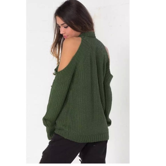 NWT! Green Knit off the shoulder sweater - Picture 2 of 3