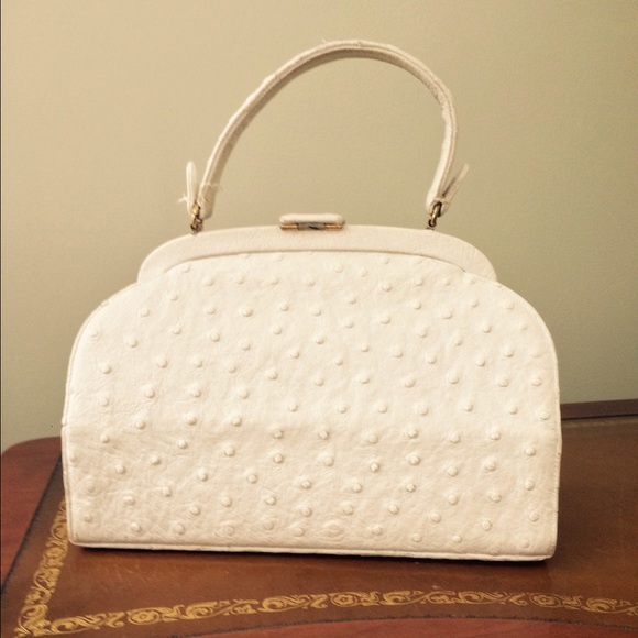 Vintage Nettie Rosenstein white ostrich handbag - Picture 2 of 4