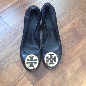 Tory burch reva pumps!