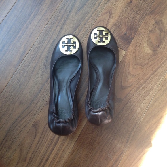 Tory burch reva pump