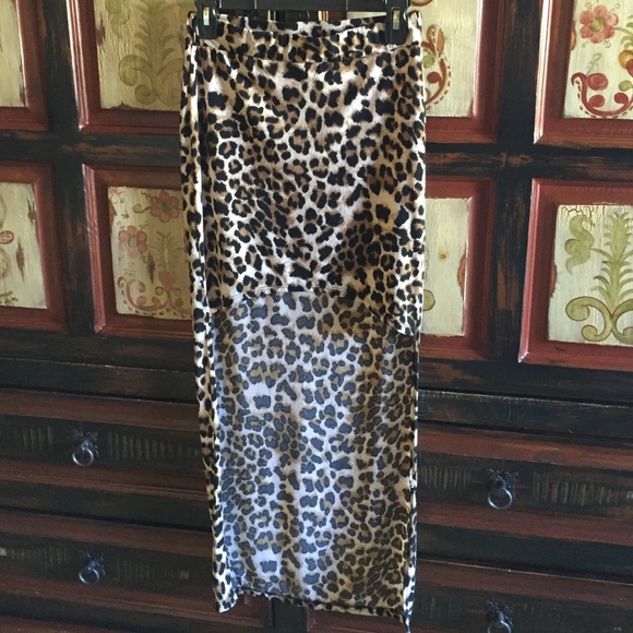 Leopard hi-low skirt
