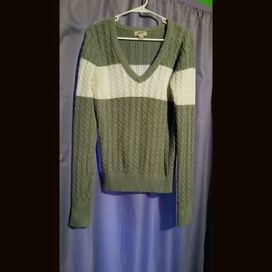 V-neck Sweater