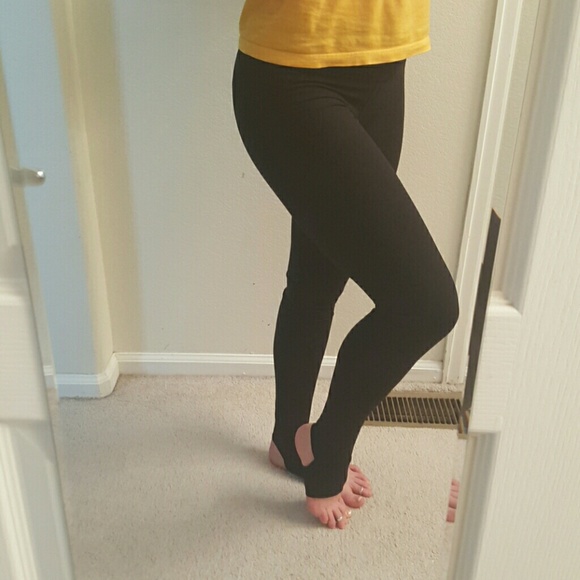stirrup yoga pants