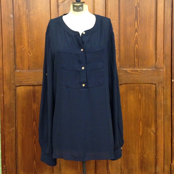 Banana Republic navy long sleeve blouse
