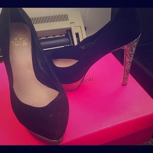 ❤️❤️Vince Camuto heels❤️❤️