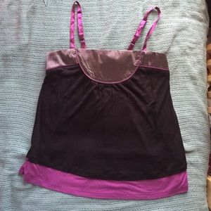 🍕 4 for $15. Art Deco top